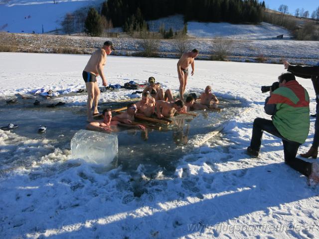 Neujahrsfliegen und Eisbaden 2017